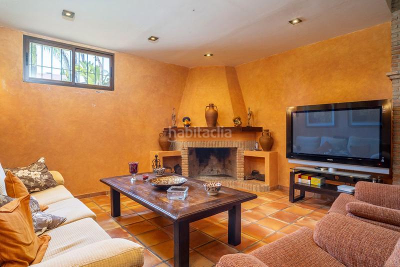 Foto e9d7e5cf-9c56-4f18-aaea-bc442615f2d1. Chalet dans calle 19 c 501 dans Guadalmina Alta Marbella