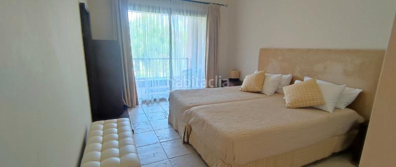 Foto 54dd3ee4-33e9-4308-9c8d-82c8d528190f. Piso en calle dunas de casasola 9e apartamento de lujo en benatalaya: tu oasis en la costa del sol en Estepona