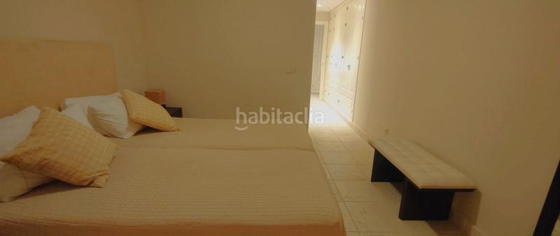 Foto 5ec63361-17fe-4266-9271-1f9a9abc23f3. Piso en calle dunas de casasola 9e apartamento de lujo en benatalaya: tu oasis en la costa del sol en Estepona