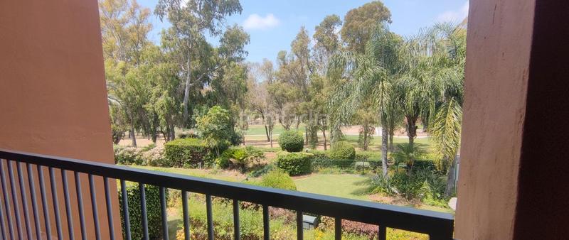 Foto edcfe6da-99d2-4493-a2e6-9b44c174190c. Piso en calle dunas de casasola 9e apartamento de lujo en benatalaya: tu oasis en la costa del sol en Estepona