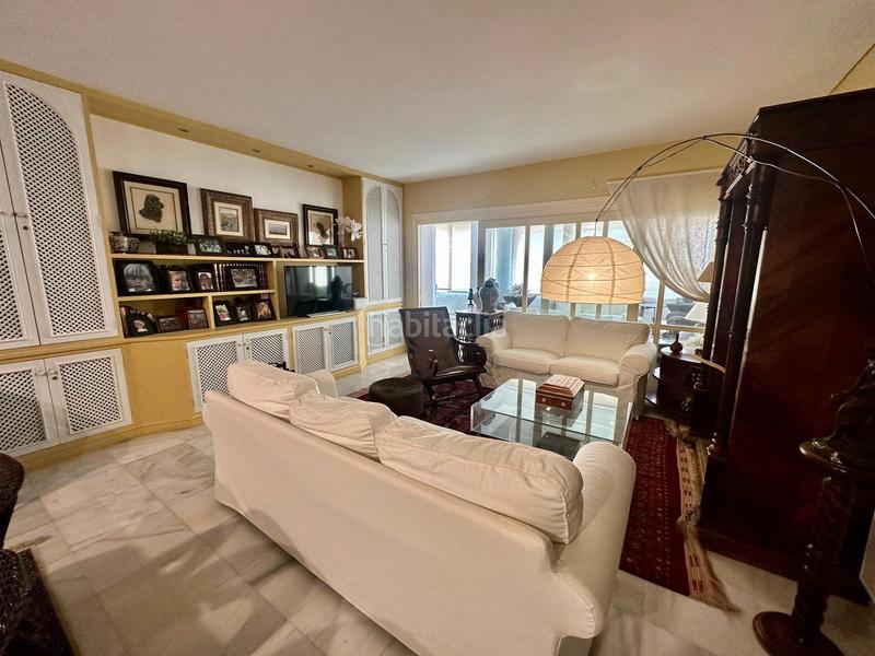 Foto dfa6a388-fe8c-4207-a978-3efee7b92327. Appartamento in avenida playas del duque 2c in Puerto Banús Marbella