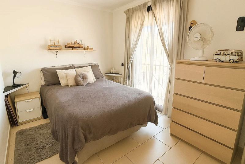 Foto b004c1d5-3194-4186-8086-95b703d252cf. Piso en n-340 147 la duquesa: tu oasis mediterráneo en Manilva