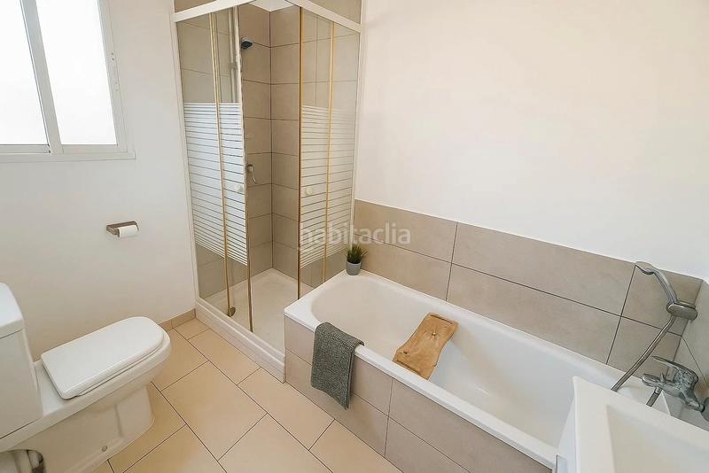Foto e6fbe50b-87fe-4d39-9599-2126cd8c60c3. Piso en n-340 147 la duquesa: tu oasis mediterráneo en Manilva