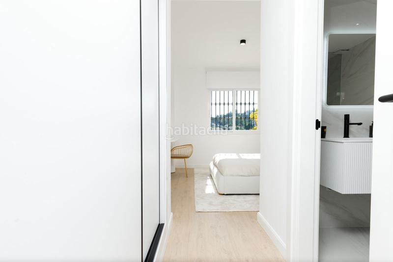Foto 4925ecf2-1a77-4f1c-a033-708fb14b0ad3. Piso en calle la pacheca alta 22 exclusivo apartamento en planta baja con jardín privado en la quinta, : lujo y vistas panorámicas en Benahavís