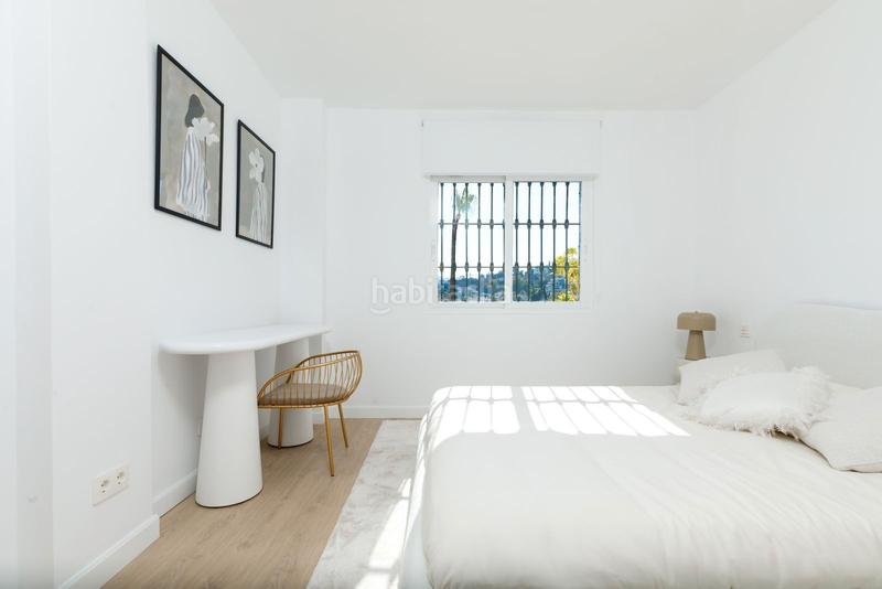 Foto 8ea6514e-3e26-4699-b7bd-70aa1fbd321e. Piso en calle la pacheca alta 22 exclusivo apartamento en planta baja con jardín privado en la quinta, : lujo y vistas panorámicas en Benahavís