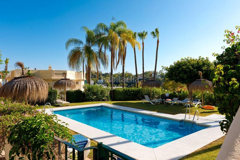 Foto 9a069d6f-11f5-498e-87cf-af01d9941f0e. Piso en calle la pacheca alta 22 exclusivo apartamento en planta baja con jardín privado en la quinta, : lujo y vistas panorámicas en Benahavís