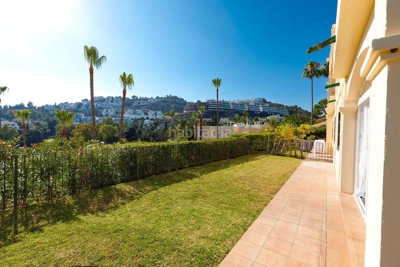 Foto fa380503-b3a5-432b-94b9-adf34fa153cb. Piso en calle la pacheca alta 22 exclusivo apartamento en planta baja con jardín privado en la quinta, : lujo y vistas panorámicas en Benahavís