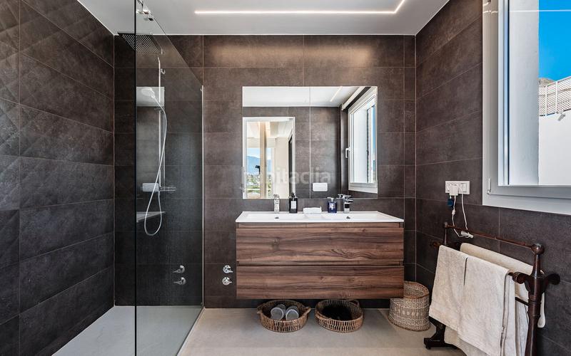 Foto d58c5aeb-e114-41ec-996c-60f43ff482f6. Attique dans calle 19 c 501 dans Guadalmina Alta Marbella