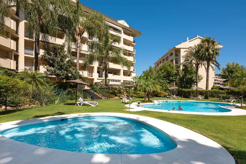 Foto ce994297-5612-4ed6-96d9-545943451c5f. Pis a calle 19 c 501 a Guadalmina Alta Marbella