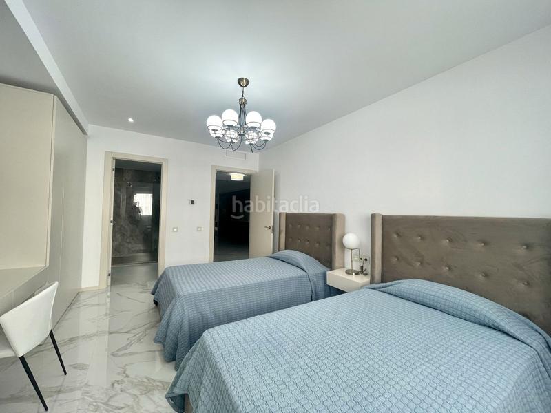 Foto 3f4f1662-94e1-420d-ade8-62fc96d81275. Appartement in conjunto benabolá 7 in Puerto Banús Marbella