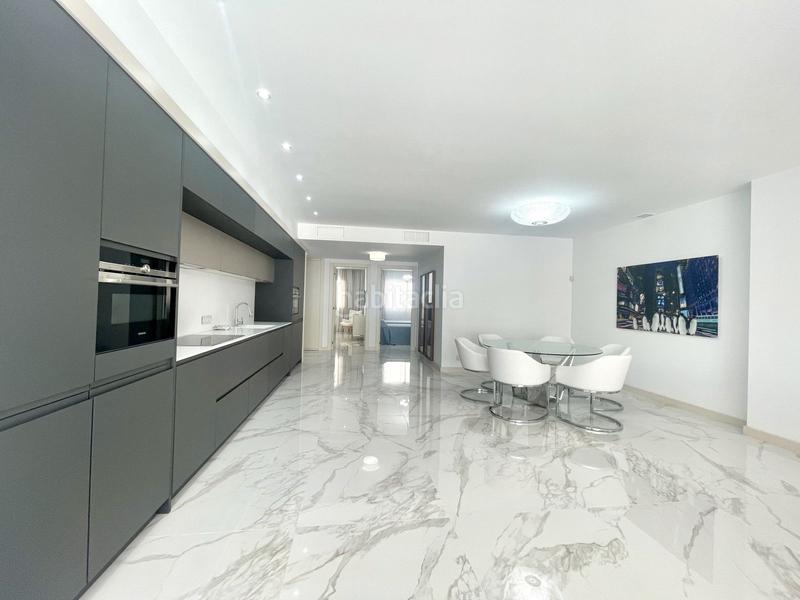 Foto 5a71b95e-d749-47e2-8468-1674f39c511a. Appartement in conjunto benabolá 7 in Puerto Banús Marbella