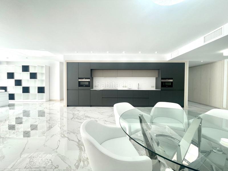 Foto 7e54eb4a-5a10-4382-b886-9e06c5ac04e7. Appartement in conjunto benabolá 7 in Puerto Banús Marbella