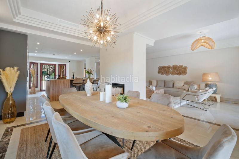 Foto af26380d-2ab3-498e-8e55-80527c7300aa. Casa bifamiliare in calle vasari 11 in La Dama de Noche - La Alzambra Marbella