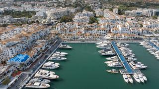 Appartement à Calle jesus puente 22. Puerto banús: tu lujo a un paso del mar