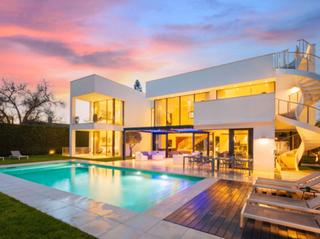 Chalet à Calle jesus puente 12. Puerto banús: tu lujo frente al mar