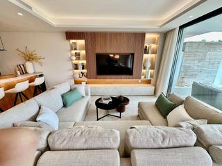 Appartement à Plaza de los naranjos 4. Apartamentos de lujo en nueva andalucía: tu oasis con vistas y s