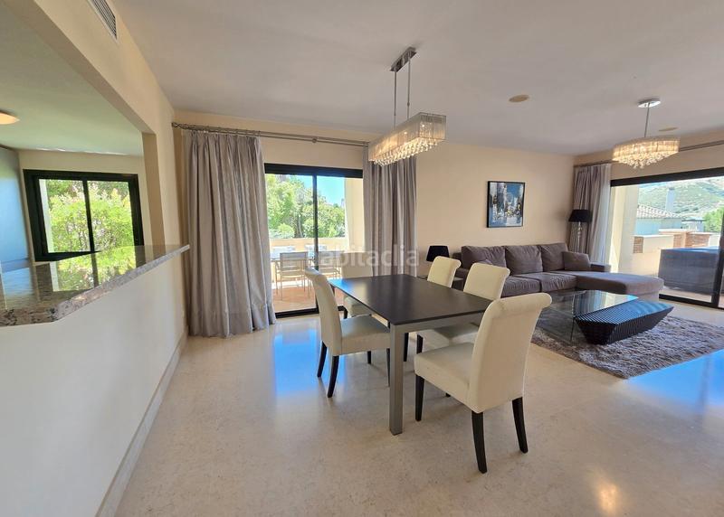 Foto 0bef983d-5c3d-4b5e-b0b5-c227ff8e4d68. Appartamento in avenida de ronda 3c in los arqueros - puerto del almendro Benahavís