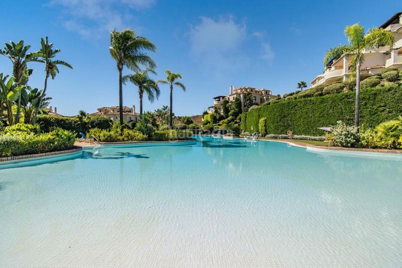 Foto 21859f48-878b-43bd-b233-df455ab05153. Appartamento in avenida de ronda 3c in los arqueros - puerto del almendro Benahavís