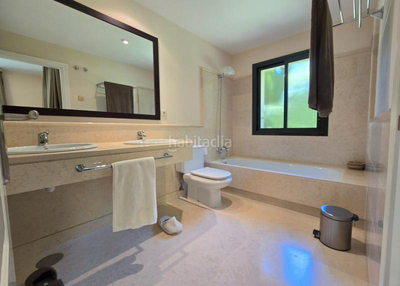 Foto 4fdba4b4-c07b-4265-b38b-89f36a56ff1a. Appartamento in avenida de ronda 3c in los arqueros - puerto del almendro Benahavís