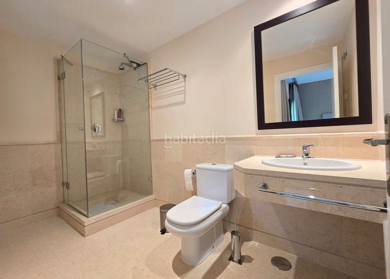 Foto a02675bd-a96e-4c19-b64a-a89d17acd318. Appartamento in avenida de ronda 3c in los arqueros - puerto del almendro Benahavís