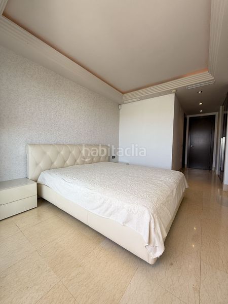 Foto bff641b8-9eda-43f5-ba59-75f6242b3f5c. Piso en avenida de ronda 3c los arrayanes: tu lujo en Benahavís