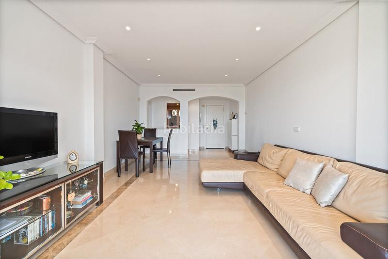 Foto 9341658b-81bd-480f-8064-f1dedaf3b738. Ático en urbanizacion torre esteril 100 ático en los arqueros: vistas golf y lujo en Benahavís