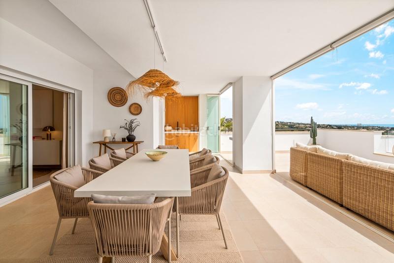 Foto ff8b9ff5-5d65-4d66-be3d-88355aace84c. Casa pareada en urbanizacion los altos de los monteros 11 oportunidad única: dúplex a 60 metros de la playa en la duquesa en Marbella