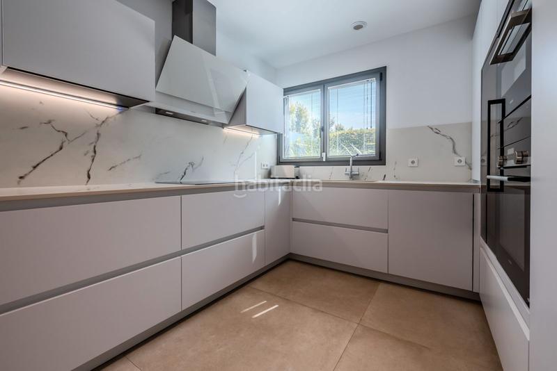 Foto 848cc961-9fcb-4a42-984b-513bee17e835. Chalet in avenida de julio iglesias s/n in Puerto Banús Marbella