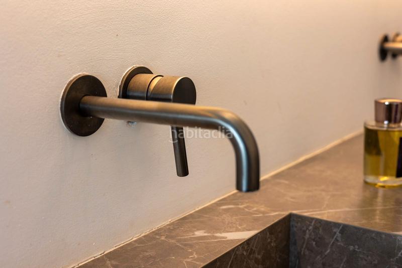 Foto c773a8fe-efd6-4446-b5cc-6230936df26c. Chalet in avenida de julio iglesias s/n in Puerto Banús Marbella