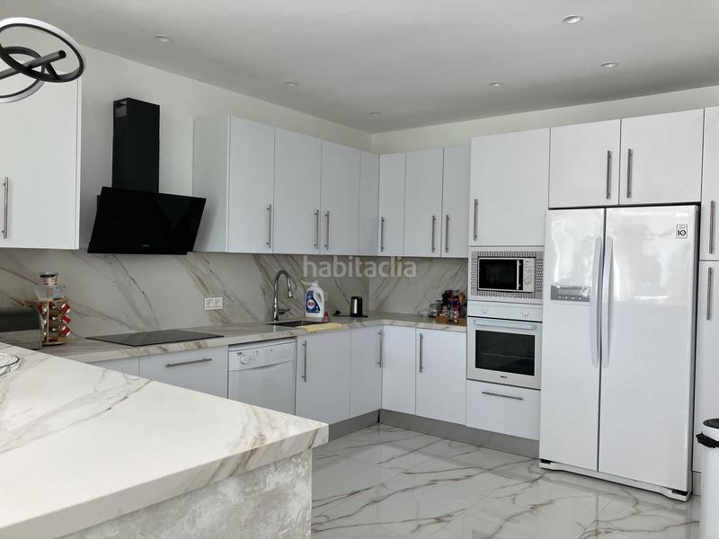 Foto 58f0574f-8ea5-491c-a32c-5e96bc0431f3. Chalet dans avenida de julio iglesias s/n dans Puerto Banús Marbella