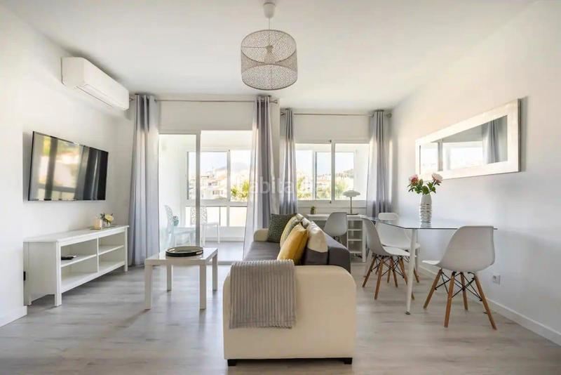 Foto 74fcdbfb-b607-4d84-964d-b07ecd42f030. Piso apartamento reformado con encanto en la costa del sol: tu oportunidad en una zona en auge en Marbella