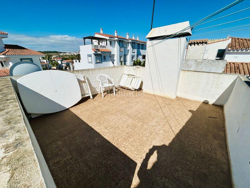 Foto 681929a8-9ca8-46b5-ad5e-e9a9d8e52388. Casa adosada en n-340 147 la duquesa: tu rincón con encanto en Manilva