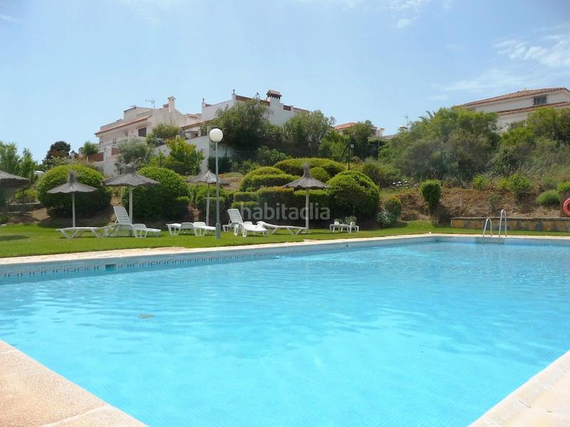 Foto 6b32ee5f-bf1e-4e6a-9a0a-a67033fca619. Casa adosada en n-340 147 la duquesa: tu rincón con encanto en Manilva