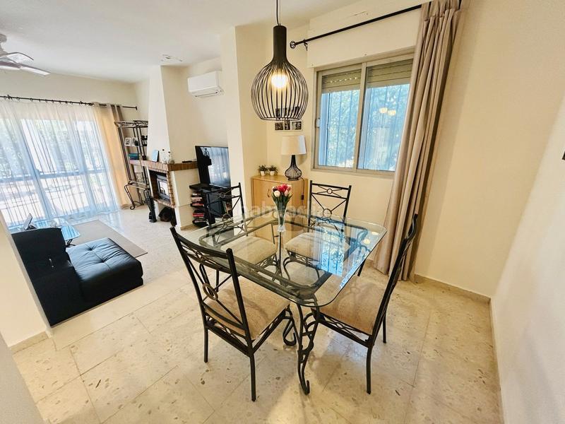 Foto 6ca5689e-849c-45b0-b0a2-4914966e5bf9. Casa adosada en n-340 147 la duquesa: tu rincón con encanto en Manilva