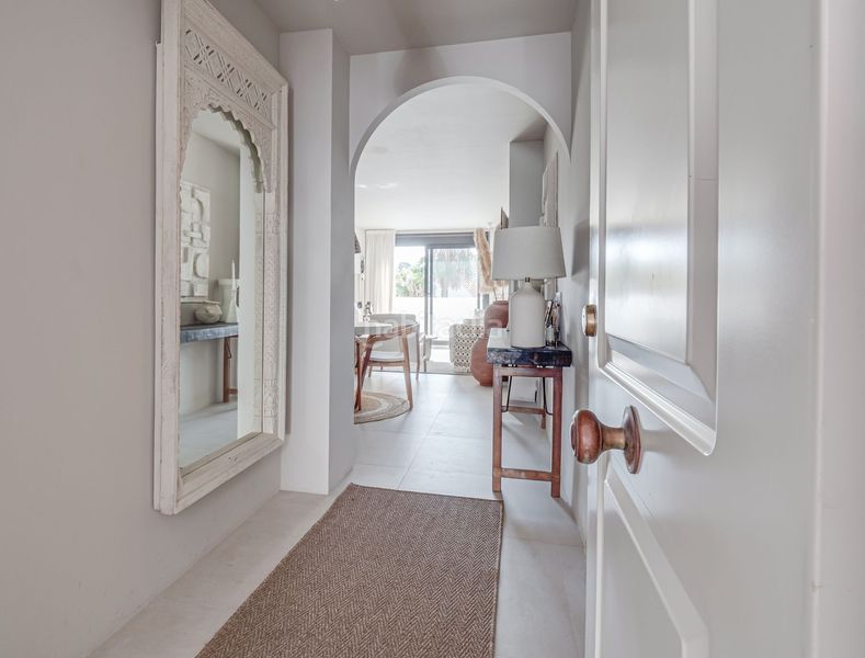 Foto bb440ede-71a1-471a-b726-c30f6d657b15. Pis a calle las ventas 16 a Las Brisas Marbella