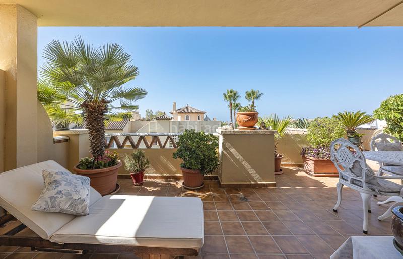 Foto 49dee4c8-e5bc-44f0-857e-db58dab63935. Ático en calle cornalina 1 nagüeles: ático de lujo en un oasis de paz en Marbella