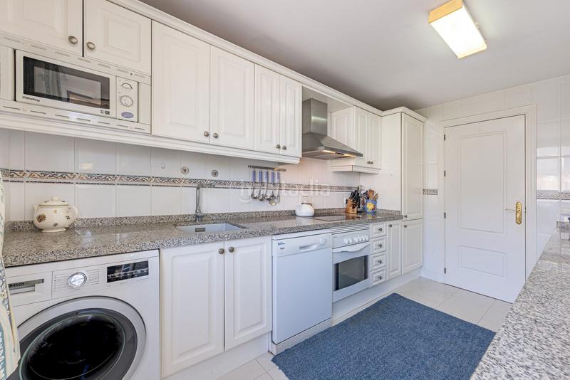 Foto e3a41bd1-d6df-47ec-839a-a5776af06ada. Ático en calle cornalina 1 nagüeles: ático de lujo en un oasis de paz en Marbella