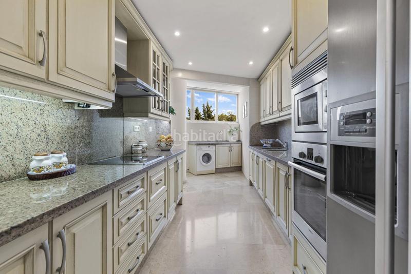 Foto cffafe6f-8070-46e2-8dfd-508b89deca8a. Pis a calle 19 c 501 a Guadalmina Alta Marbella