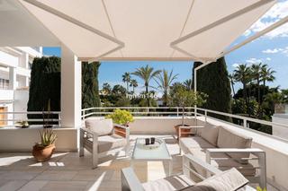 Piso en Los Naranjos. Un oasis de golf y tranquilidad: apartamento en alcores del golf