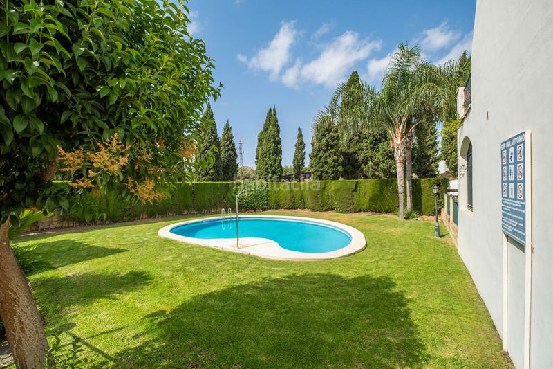 Foto 0f88c658-3cae-4276-819b-6d64176594e6. Casa adossada amb aparcament piscina a Nagüeles Alto Marbella