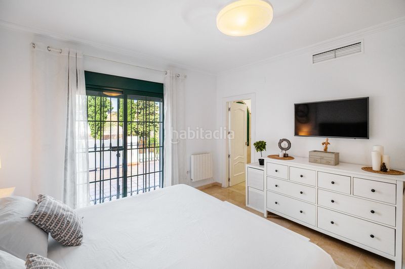 Foto b81842cd-a338-4440-8e33-9976d959159c. Casa adossada amb aparcament piscina a Nagüeles Alto Marbella
