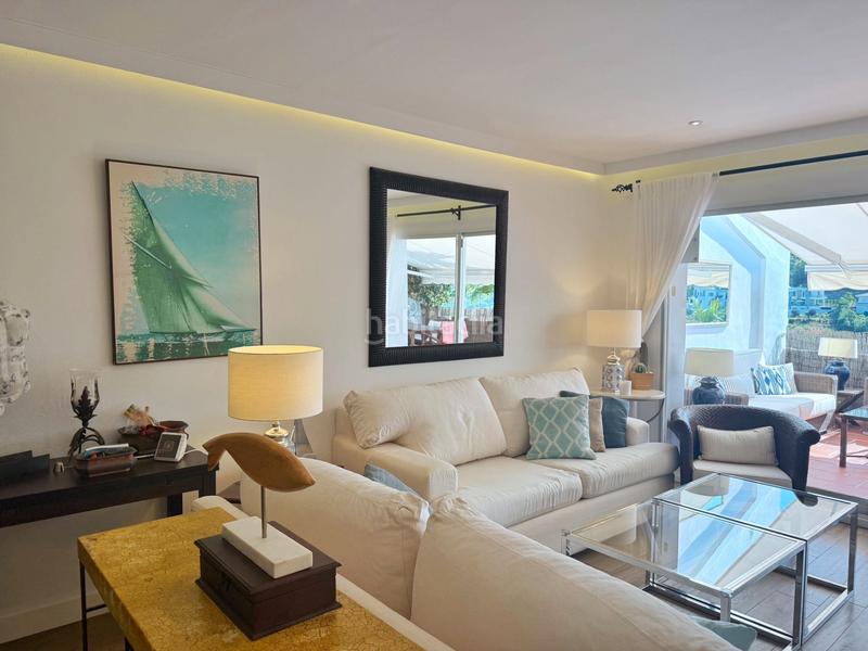 Foto 8f02cff6-d205-4e1a-8e5d-7ae0e47201b4. Location appartement avec piscine dans La Quinta Benahavís