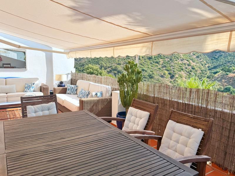 Foto 90249ef7-837b-455e-a7e8-b64db89fa447. Miete etagenwohnung mit pool in La Quinta Benahavís