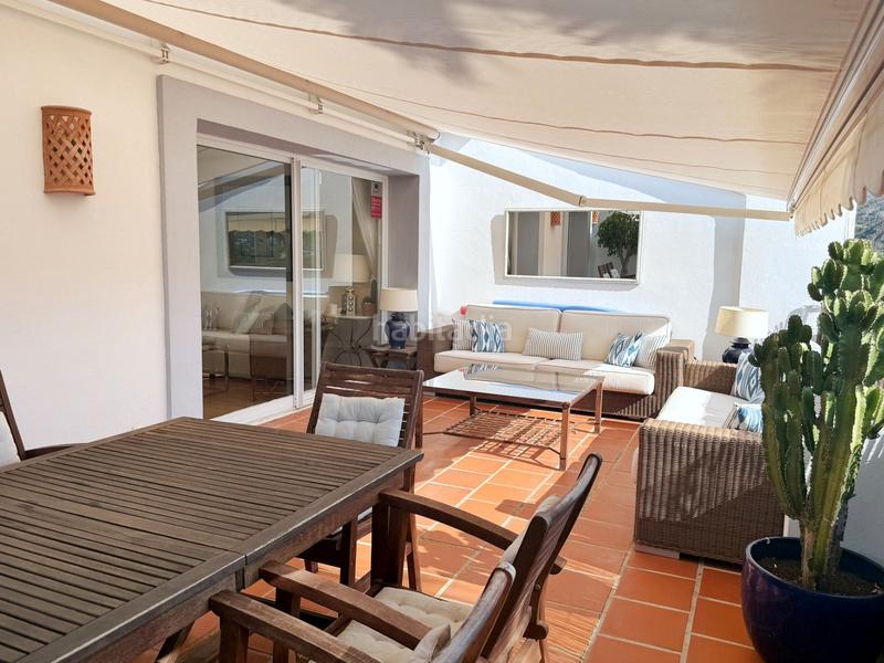 Foto b2015d2e-6c6a-46b7-a289-e75e9a499392. Rent flat with pool in La Quinta Benahavís