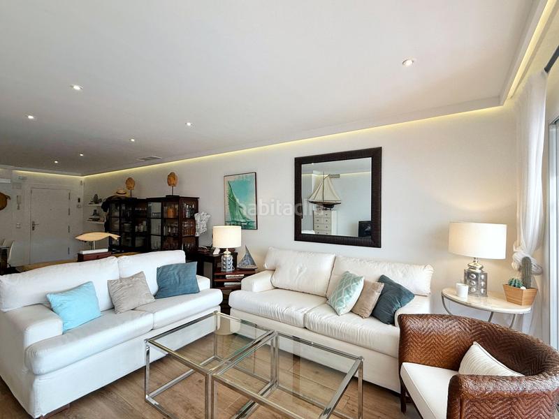 Foto d8cbf3bf-9967-4142-b79e-c41b367f1e48. Rent flat with pool in La Quinta Benahavís