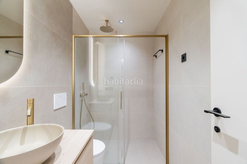 Foto 412e0df3-7f2e-49e4-b135-8f33a7b41bdf. Piso en calle londres s/n nueva andalucía: tu hogar de ensueño en Marbella