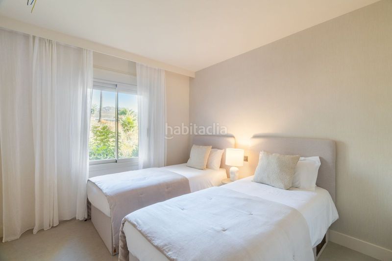 Foto 82990033-9a4b-4dbd-8a1f-8ca03037a05a. Piso en calle londres s/n nueva andalucía: tu hogar de ensueño en Marbella