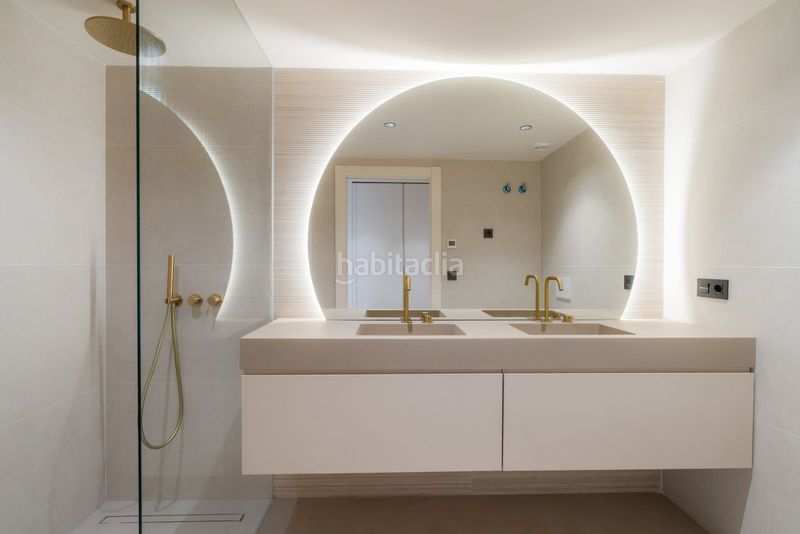 Foto d021b165-0bef-4ff3-be72-524afcb7363e. Piso en calle londres s/n nueva andalucía: tu hogar de ensueño en Marbella
