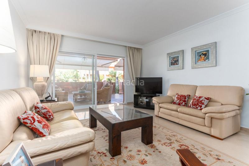 Foto 2ccd2056-64d6-4919-be90-8893d43ffa26. Flat in calle isabel clara eugenia 357 in Puerto Banús Marbella