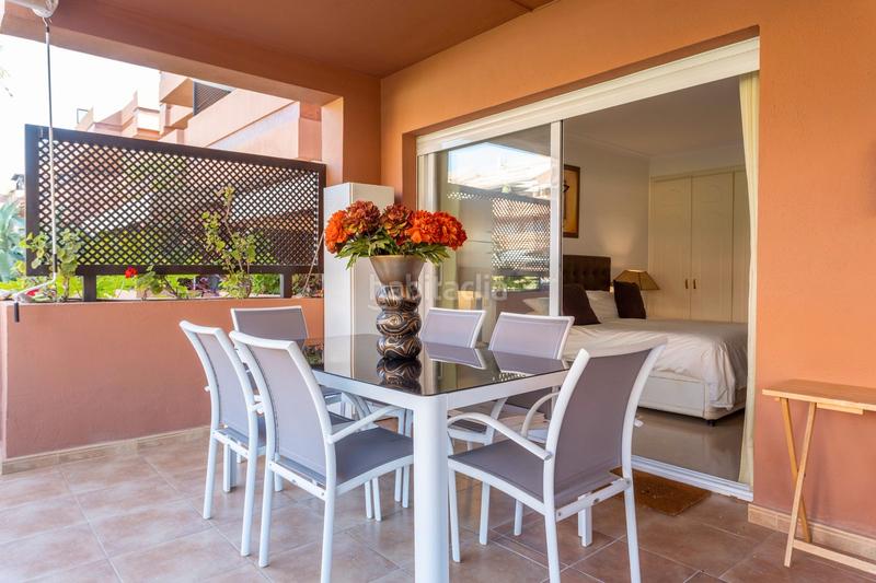 Foto 612dffe2-0340-44a4-b018-e591fc38cb91. Flat in calle isabel clara eugenia 357 in Puerto Banús Marbella